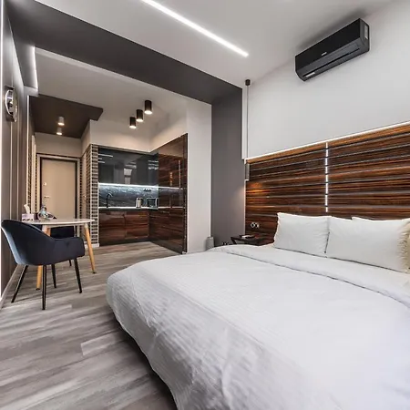 Luxury Apartments In Downtown Киев Экстерьер фото