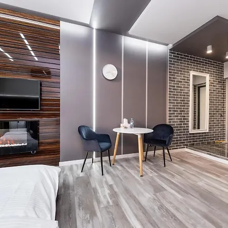 Luxury Apartments In Downtown Киев Экстерьер фото