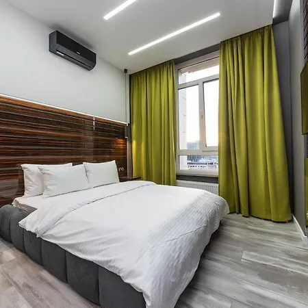 Luxury Apartments In Downtown Киев Экстерьер фото