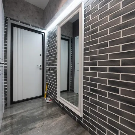 Luxury Apartments In Downtown Киев Экстерьер фото