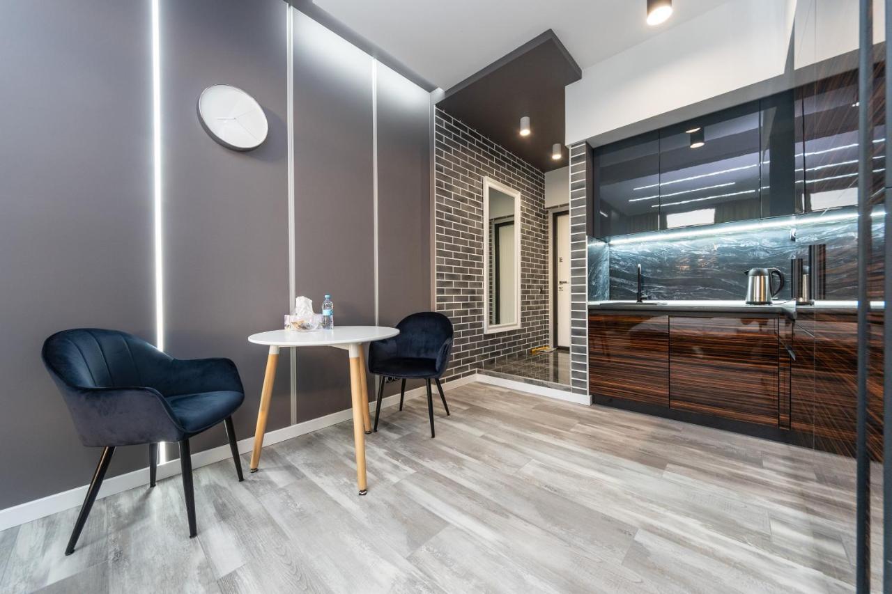 Luxury In Downtown Apartment