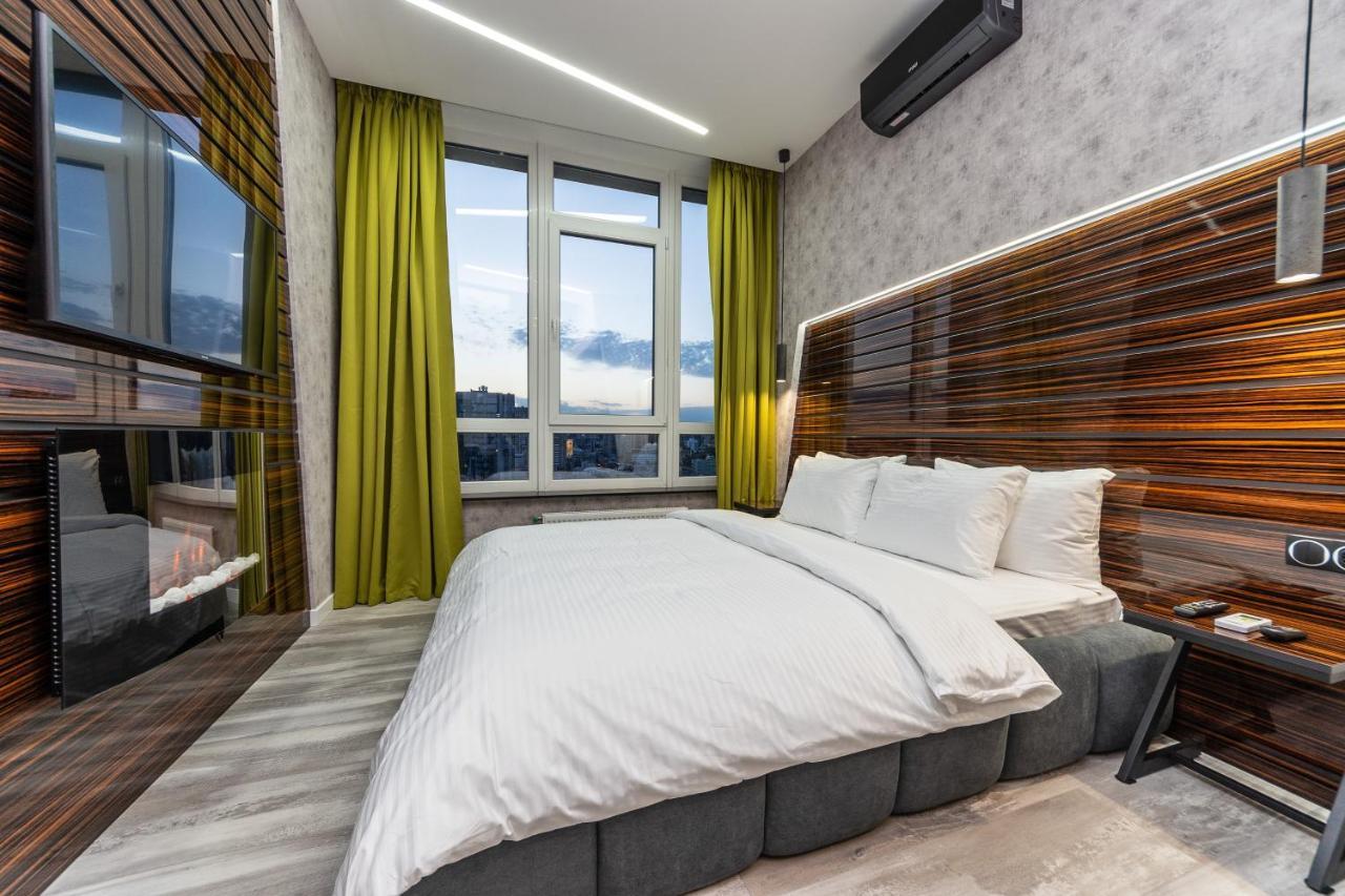 Luxury In Downtown Apartment *