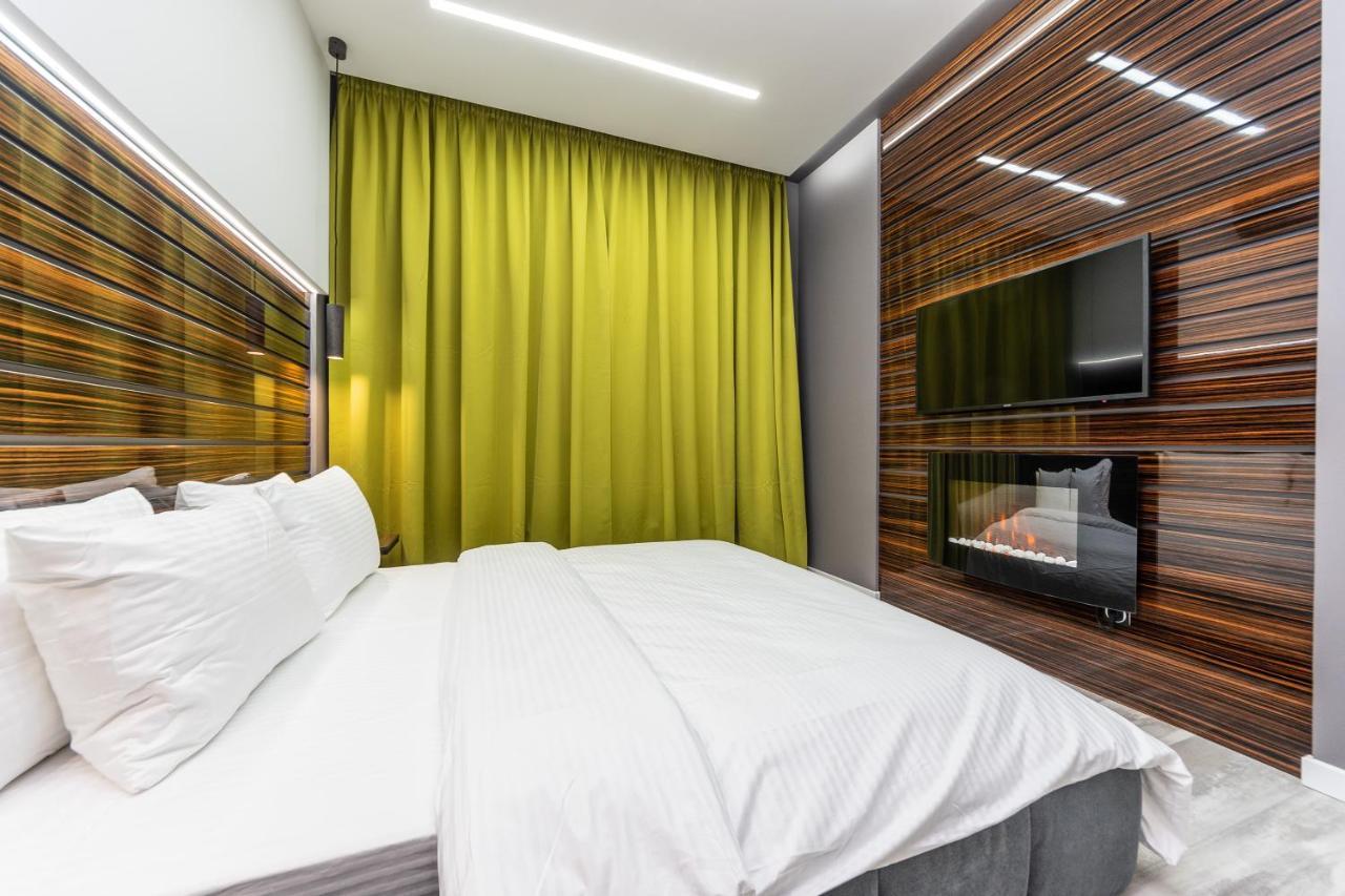 Luxury In Downtown Apartment